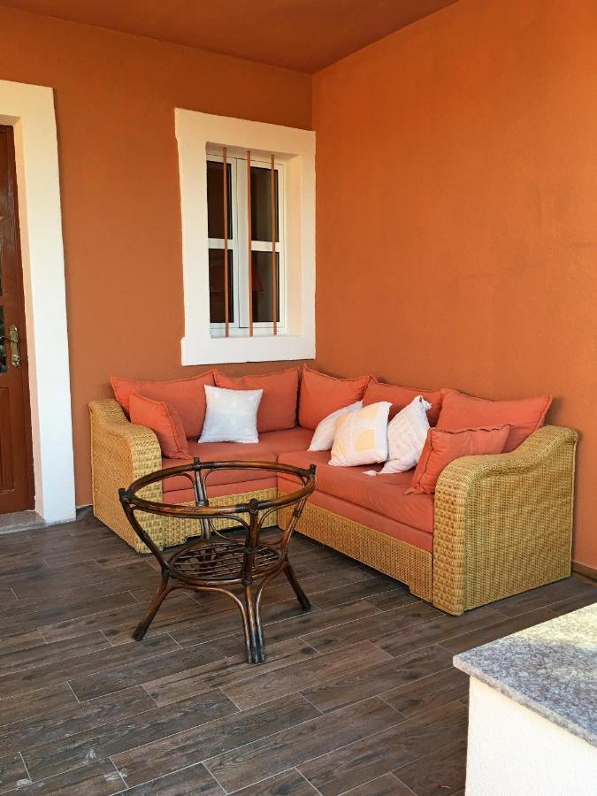 Apartments By The Sea Blace, Neretva Delta - Usce Neretve - 16068 Bagian luar foto
