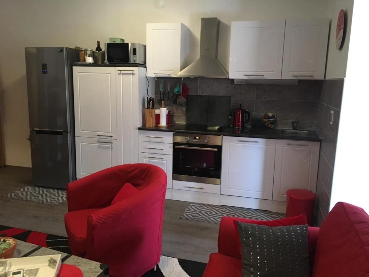 Apartments By The Sea Blace, Neretva Delta - Usce Neretve - 16068 Bagian luar foto